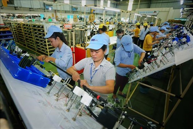 Прогнозируется, что объем прямых иностранных инвестиции во Вьетнам останется высоким в течение 2024 года hinh anh 1