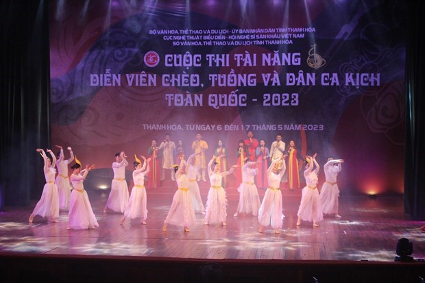 Придерживаясь традиции, создавая культурные индустрии hinh anh 3