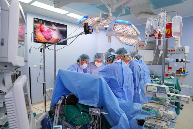 Вьетнамская медицина добилась нового успеха в области трансплантации легких hinh anh 1